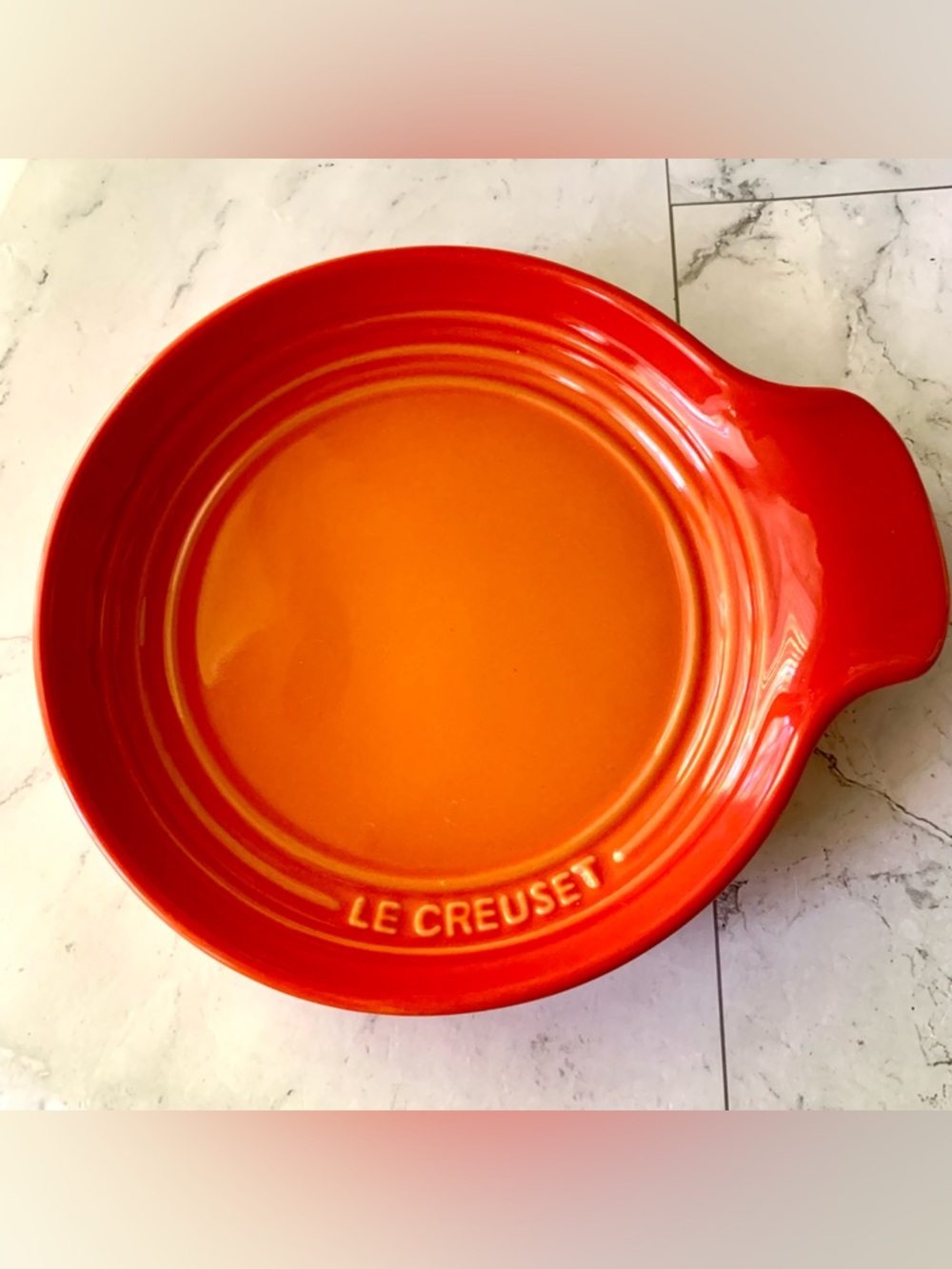 New Le Creuset second choix  Round Spoon Rest Signature - 6.5" Flame
